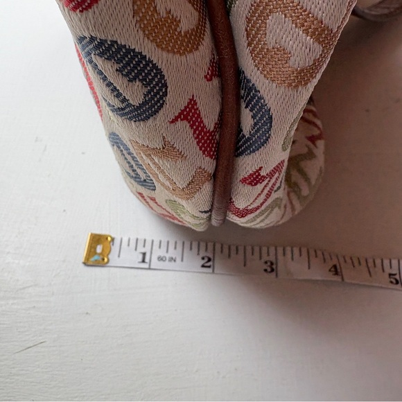 90s Vintage Leather Tapestry Tote Bag - Picture 11 of 12